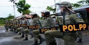 Satpol PP Minahasa Razia Surat Izin Usaha