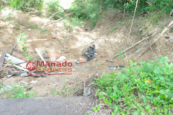 Diduga Hindari Mobil, 2 Mahasiswa Unima Terjun Ke Jurang