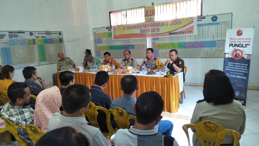 Sambangi Kantor Camat Amurang, Tim UPP Sosialisasi Saber Pungli