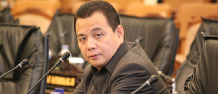 Kemenpora Tutupi 'Borok' Deprov Sulut