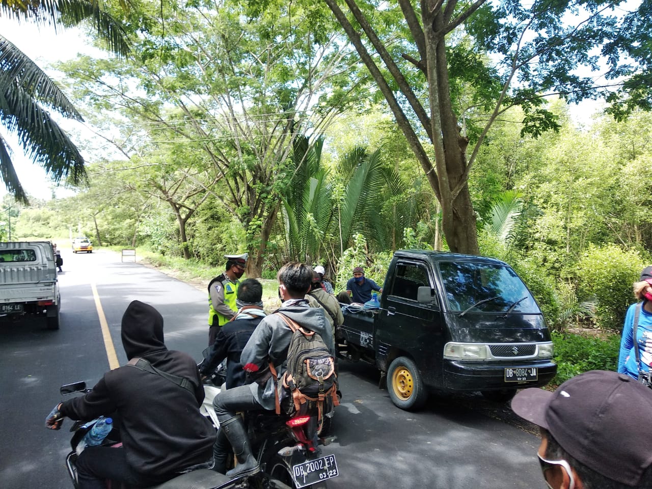 Cegah Penyebaran Covid-19 di Jalan Raya, Dishub dan Polres Boltim Razia Masker
