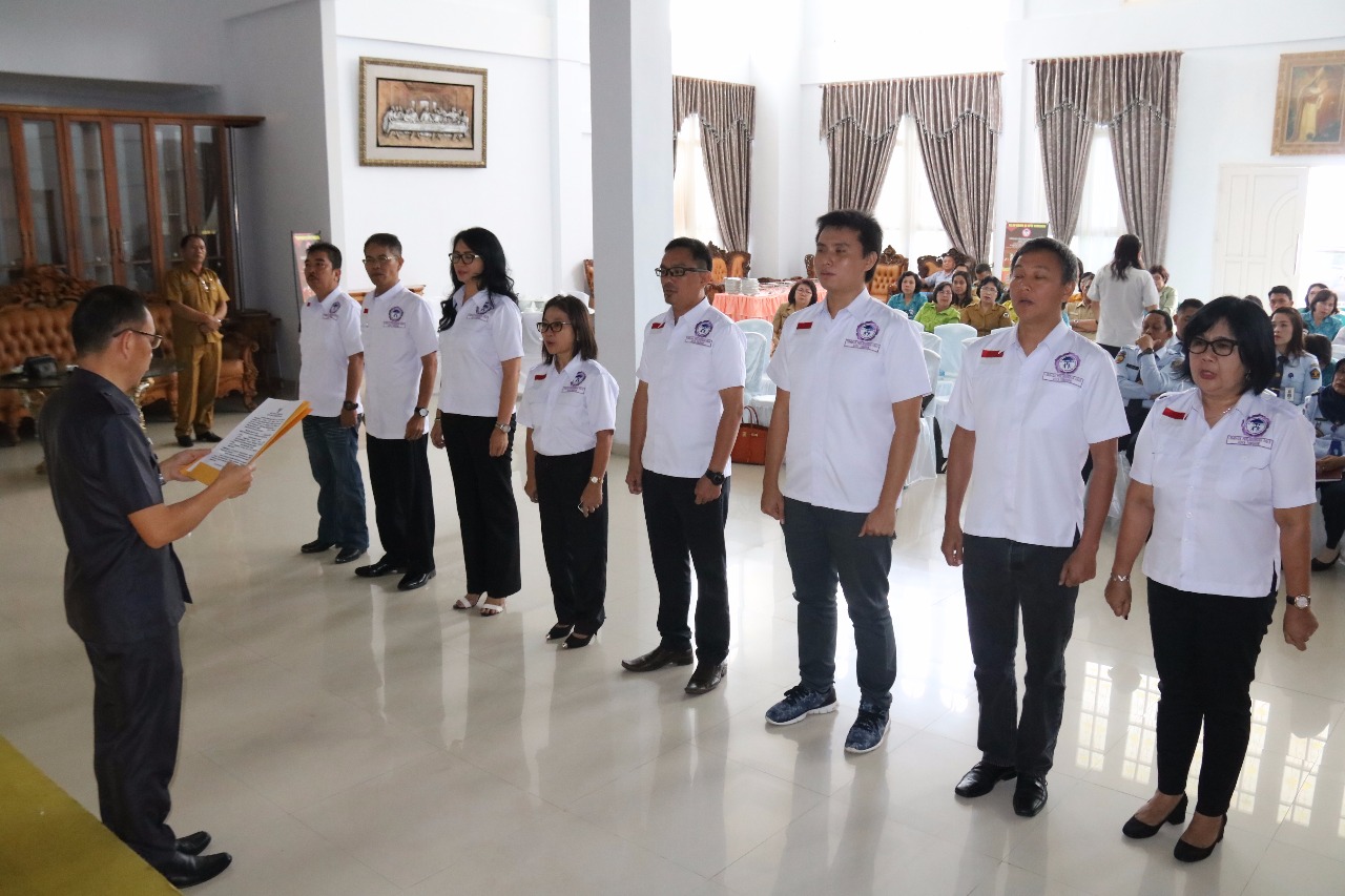 Mandagi Kukuhkan Dan Lantik LPA Kota Tomohon