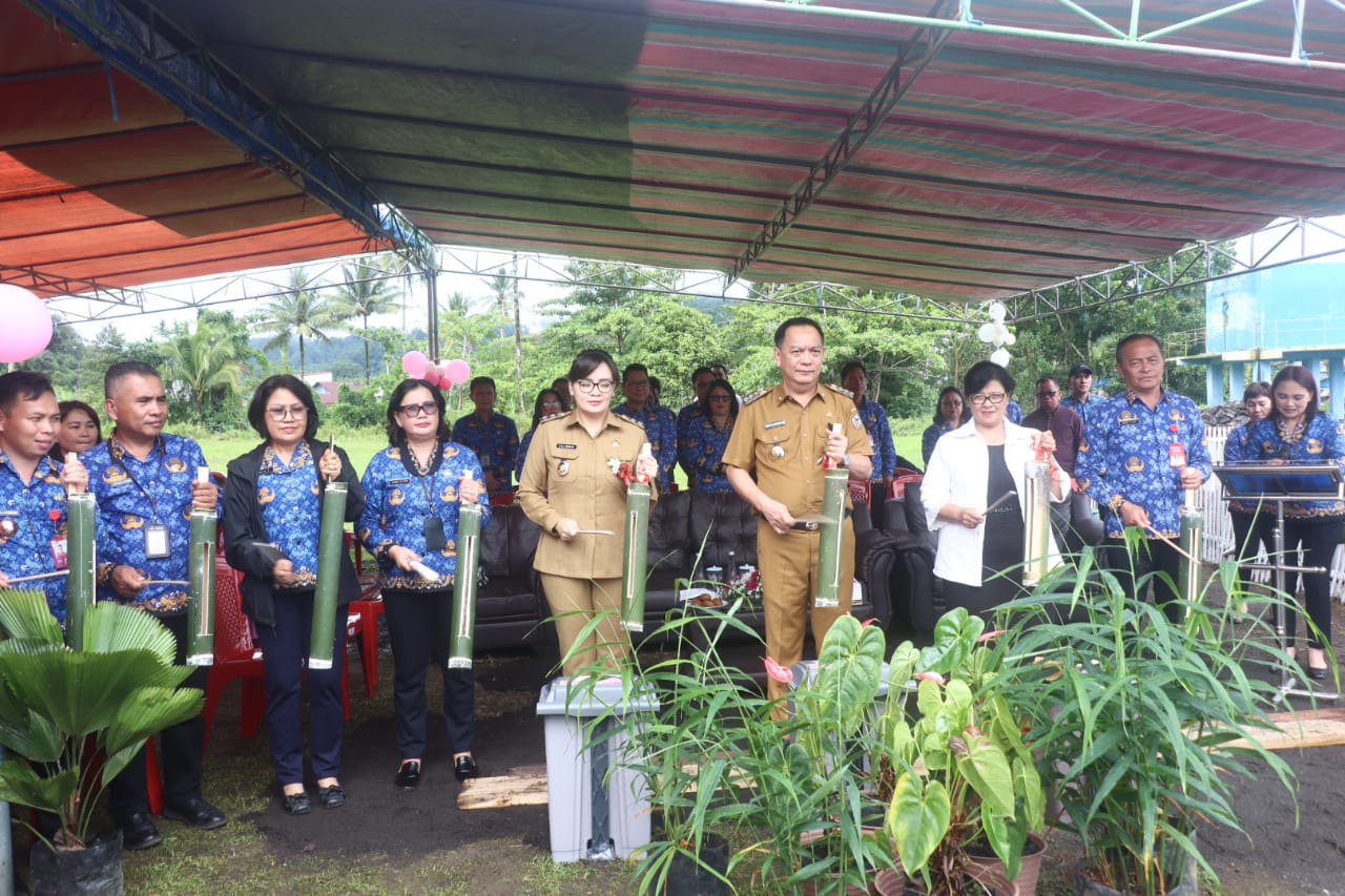 Caroll-Sendy Launching Gerakan Pilah Sampah