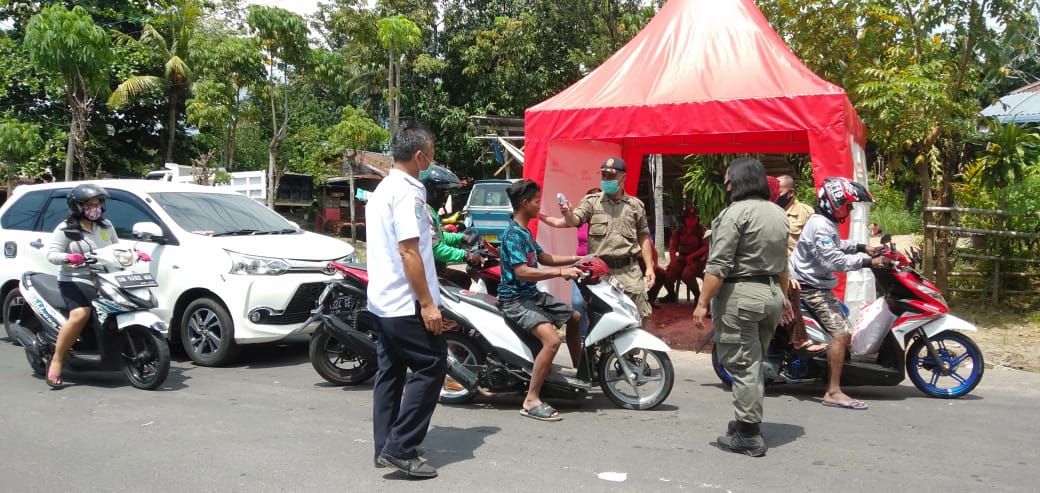 Dua Pintu Masuk Kecamatan Tombulu Diawasi Ketat