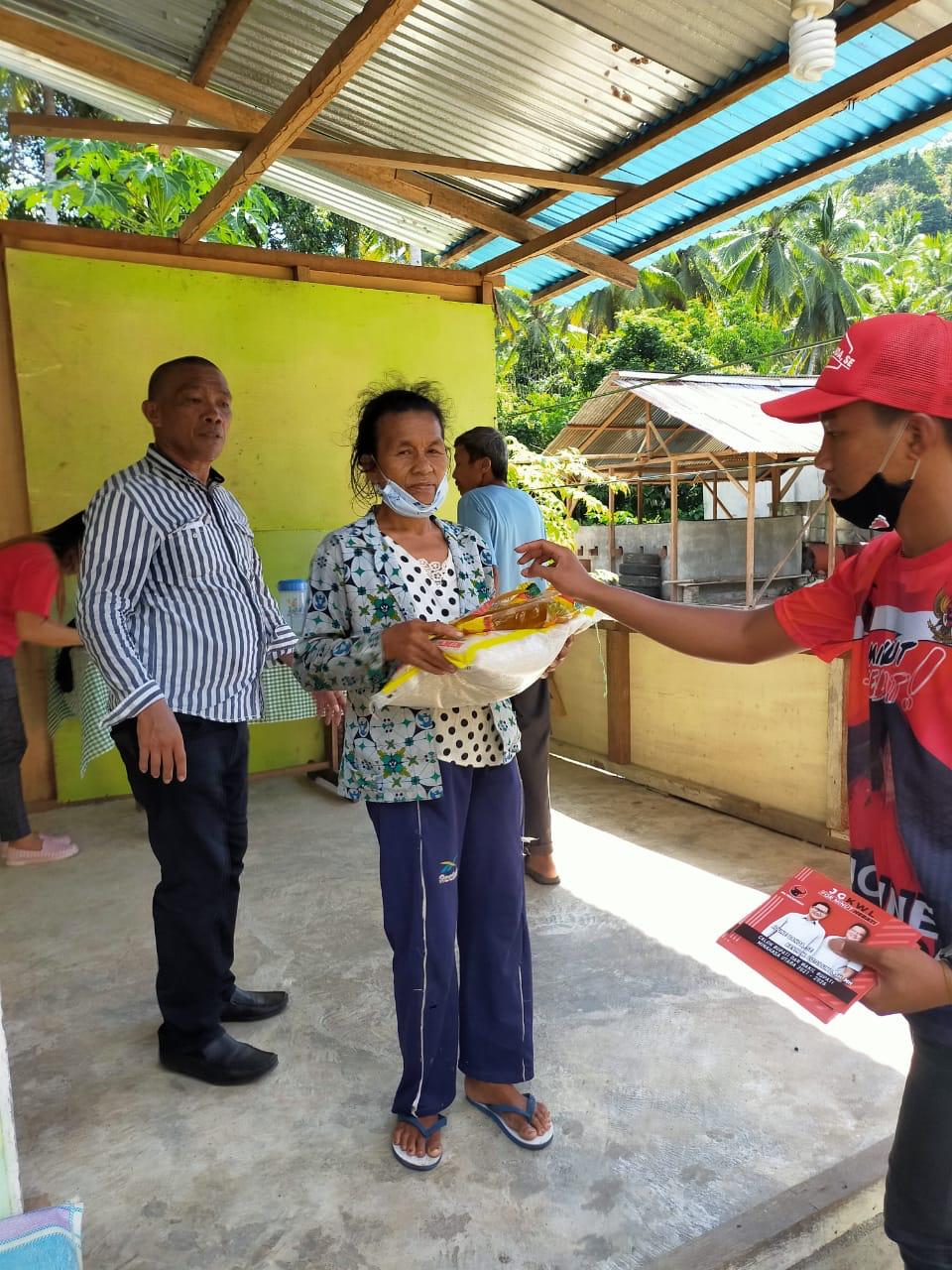 500 KK di Desa Serei Terima Beras dan Minyak dari Joune Ganda