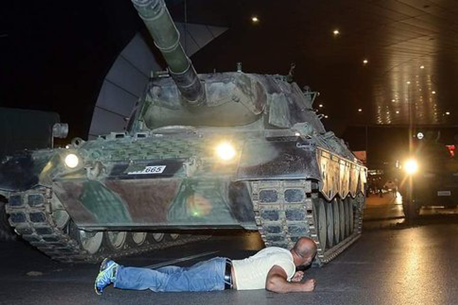 Ini kronologi lengkap peristiwa kudeta militer Turki