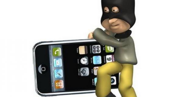 Dua Oknum Polisi Bantah Curi HP Saat Lakukan Operasi
