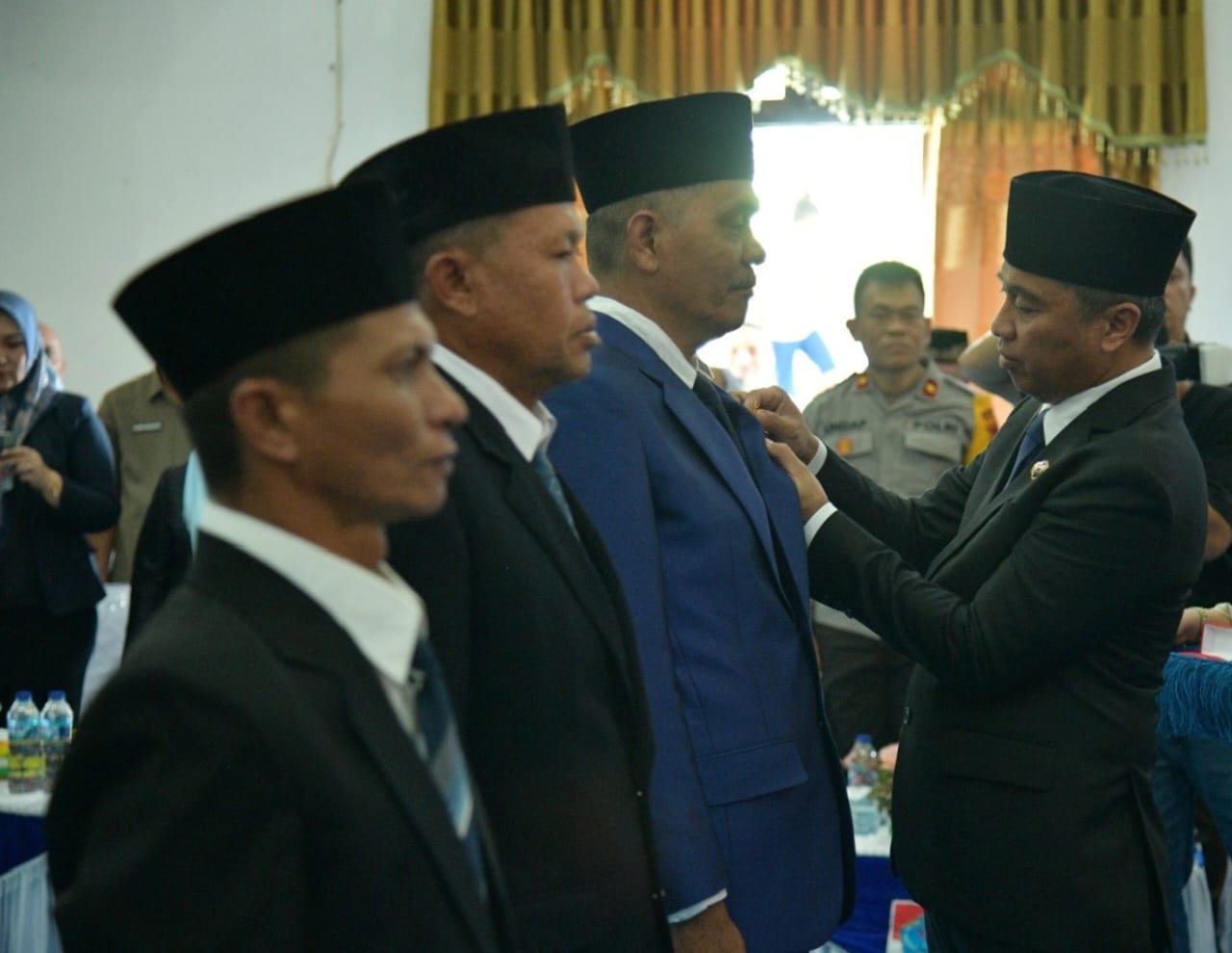 Bupati Sachrul Hadiri Pelantikan PAW Anggota DPRD Boltim 