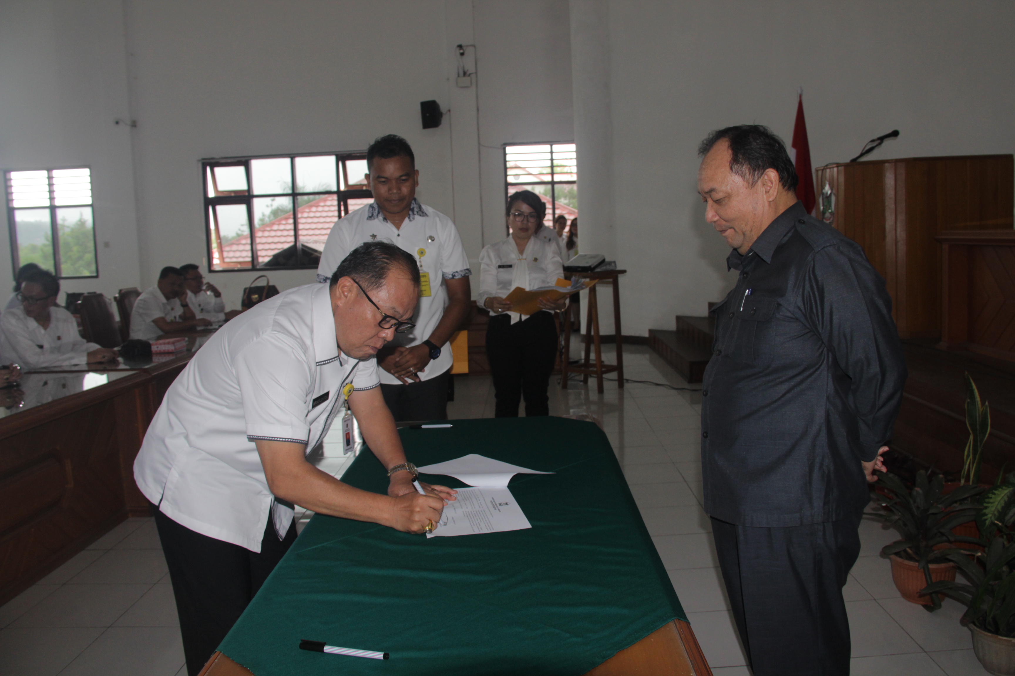 Penandatanganan Pakta Integritas Jajaran Pejabat Pemkot