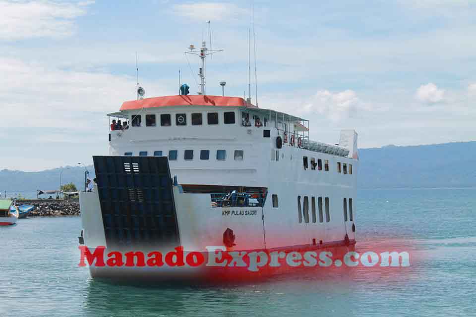 Rintis Jalur Baru, KMP Sagori Layani Rute Amurang-Pananaru