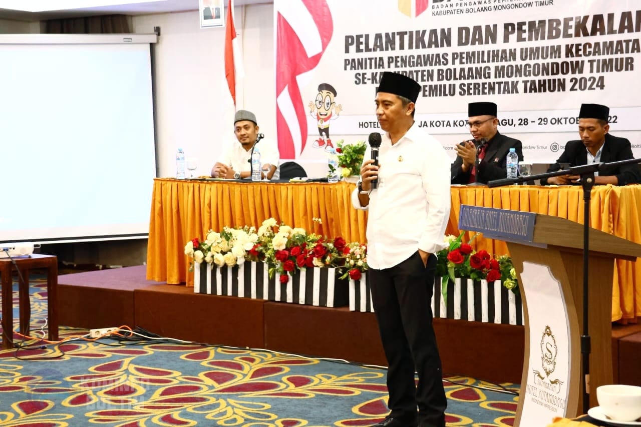 Bupati Sachrul Berikan Motivasi dan Wejangan Kepada Panwascam se-Boltim 