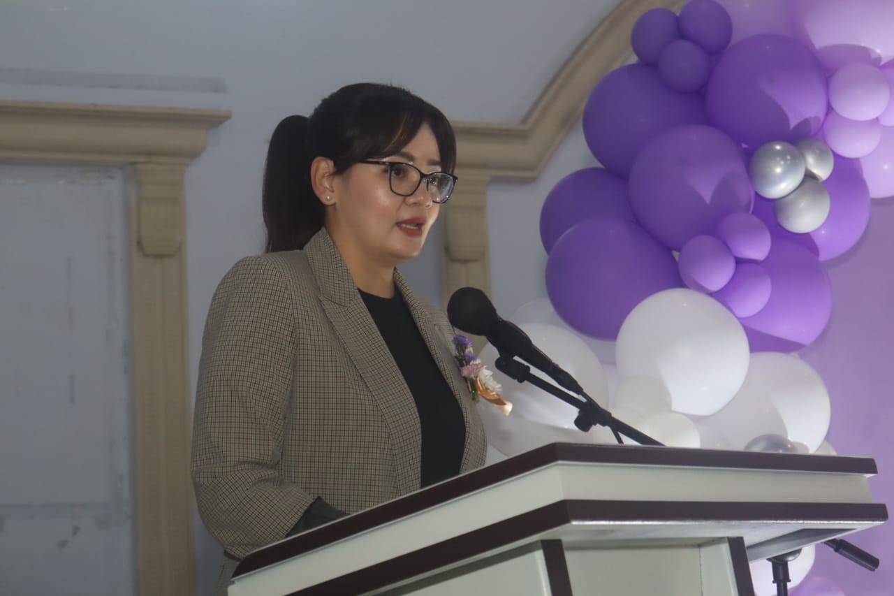 Sendy Rumajar Sambangi Jemaat GMIM Nafiri Pangolombian