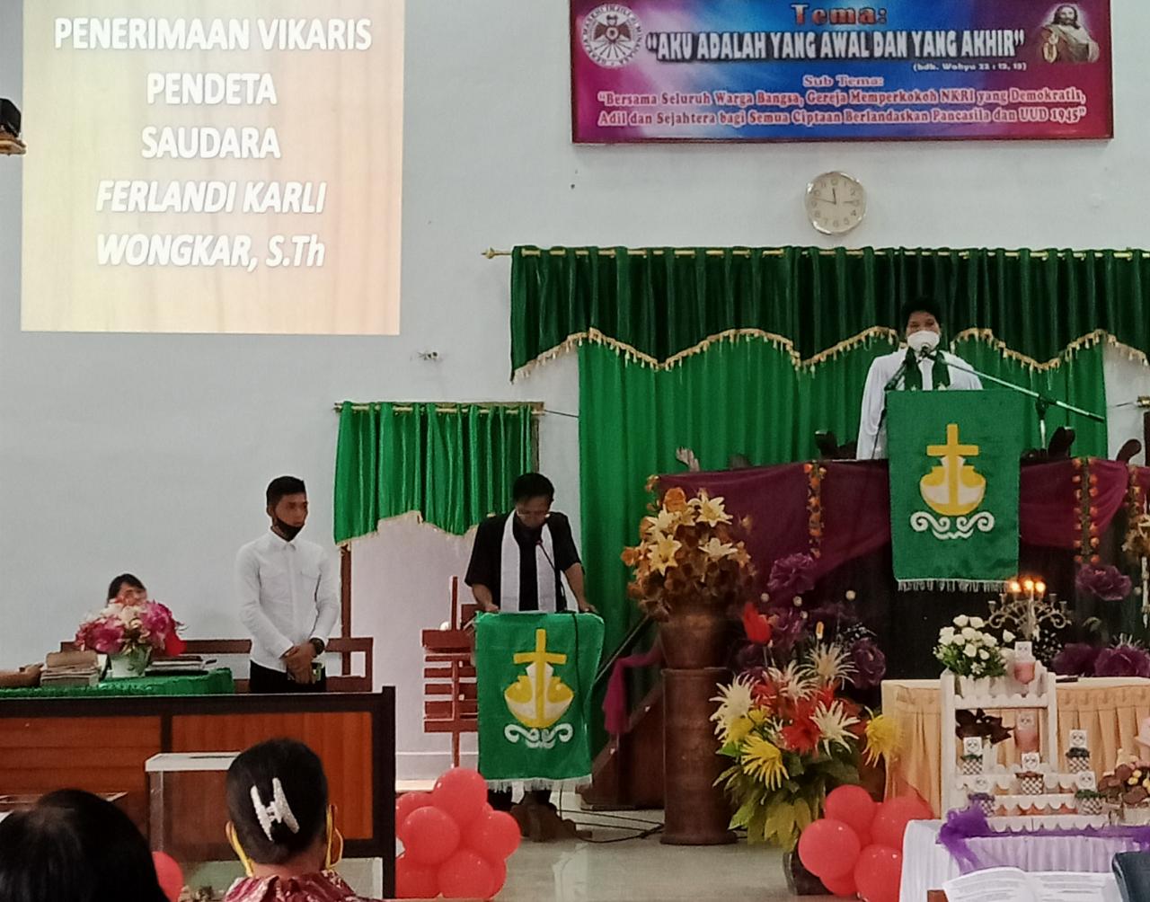 Rayakan HUT ke-83, GMIM Wawona Terima Vikaris Pendeta