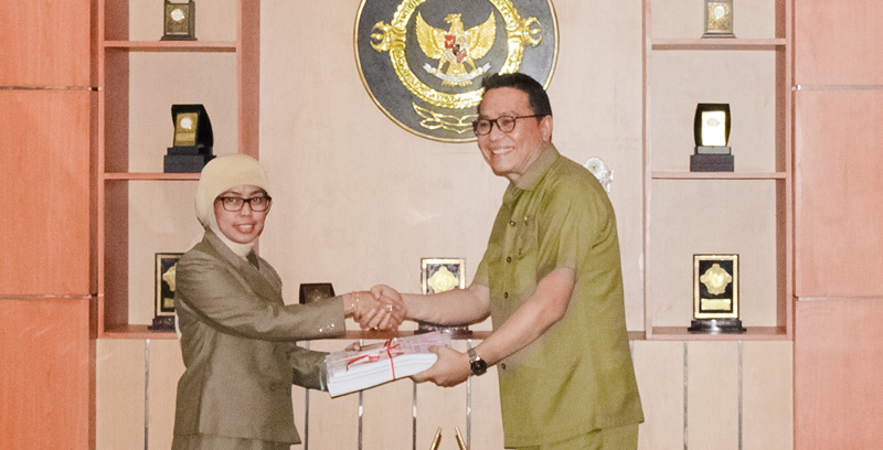 Serahkan Laporan Keuangan ke BPK, Eman Optimis Raih WTP