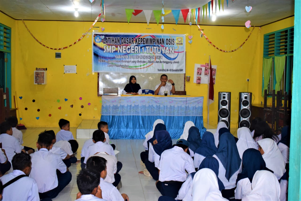 Tumbuhkan Jiwa Kepemimpinan, SMP Negeri 1 Tutuyan Gelar LDKO