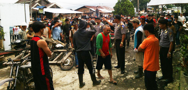 Lakukan Operasi Simpatik, Masyarakat Minta Kapolsek Keluar Dari Modoinding