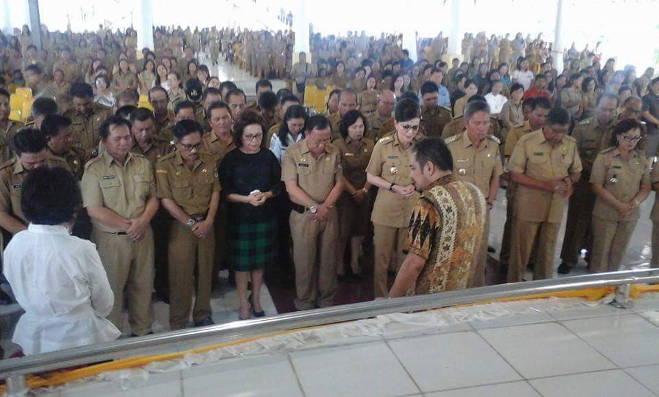 Ibadah Syukur Pemkab Minsel, Bupati: Kita Semua Harus Kompak