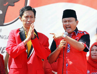 Warga Sambut Gembira Pelantikan H2M-Bersinar
