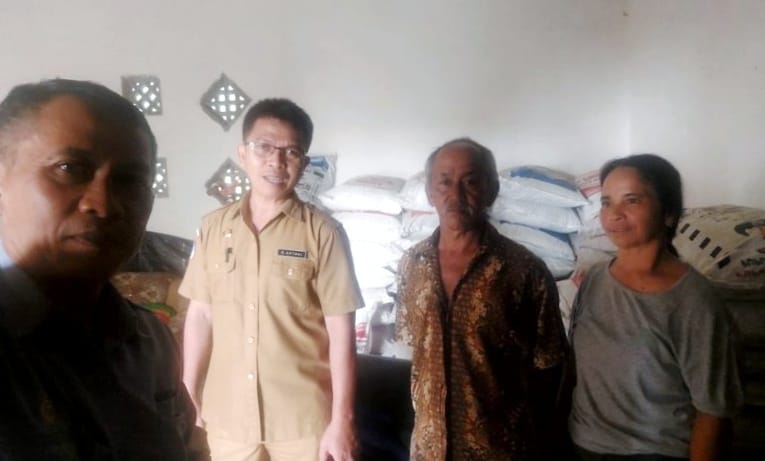 Distan dan Disperindagkop-UKM Boltim Lakukan Pengawasan Stok Pupuk 