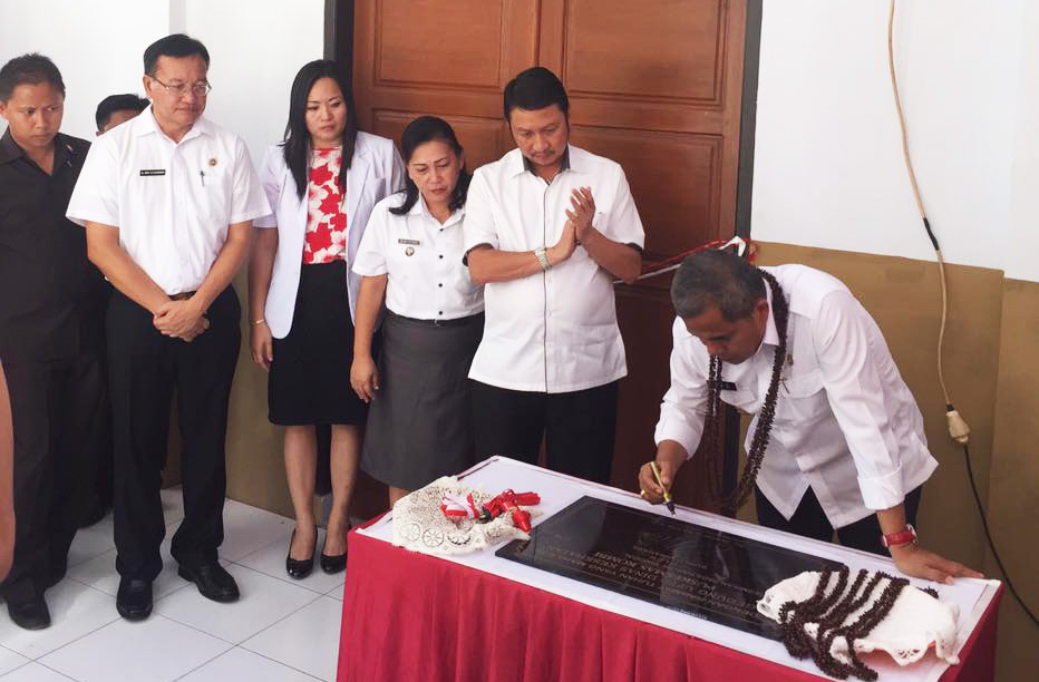 Bupati JWS Resmikan Puskesmas Kombi dan Kapataran