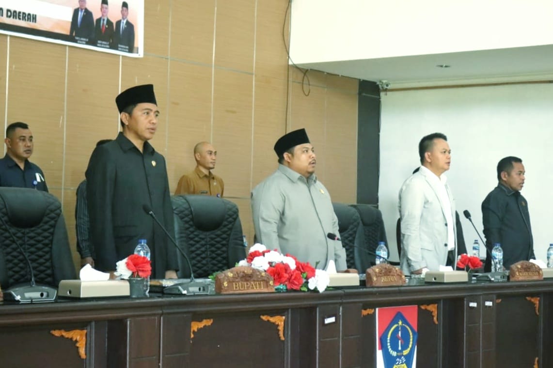 DPRD Boltim Gelar Paripurna Penyampaian Dua Ranperda 