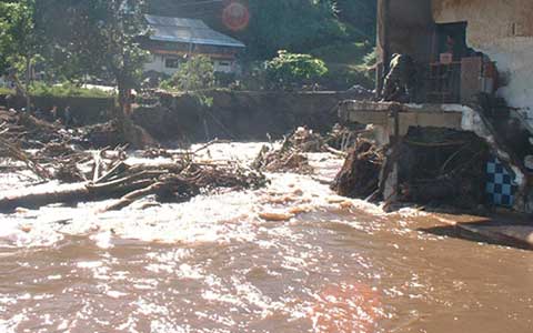 Data Kepolisian, 75 Rumah Hanyut