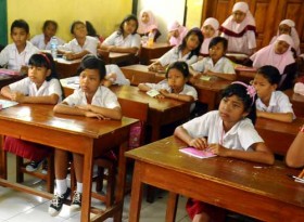 Tak Pilih Calon Tertentu di Pilkada, Anak Tak Naik Kelas.
