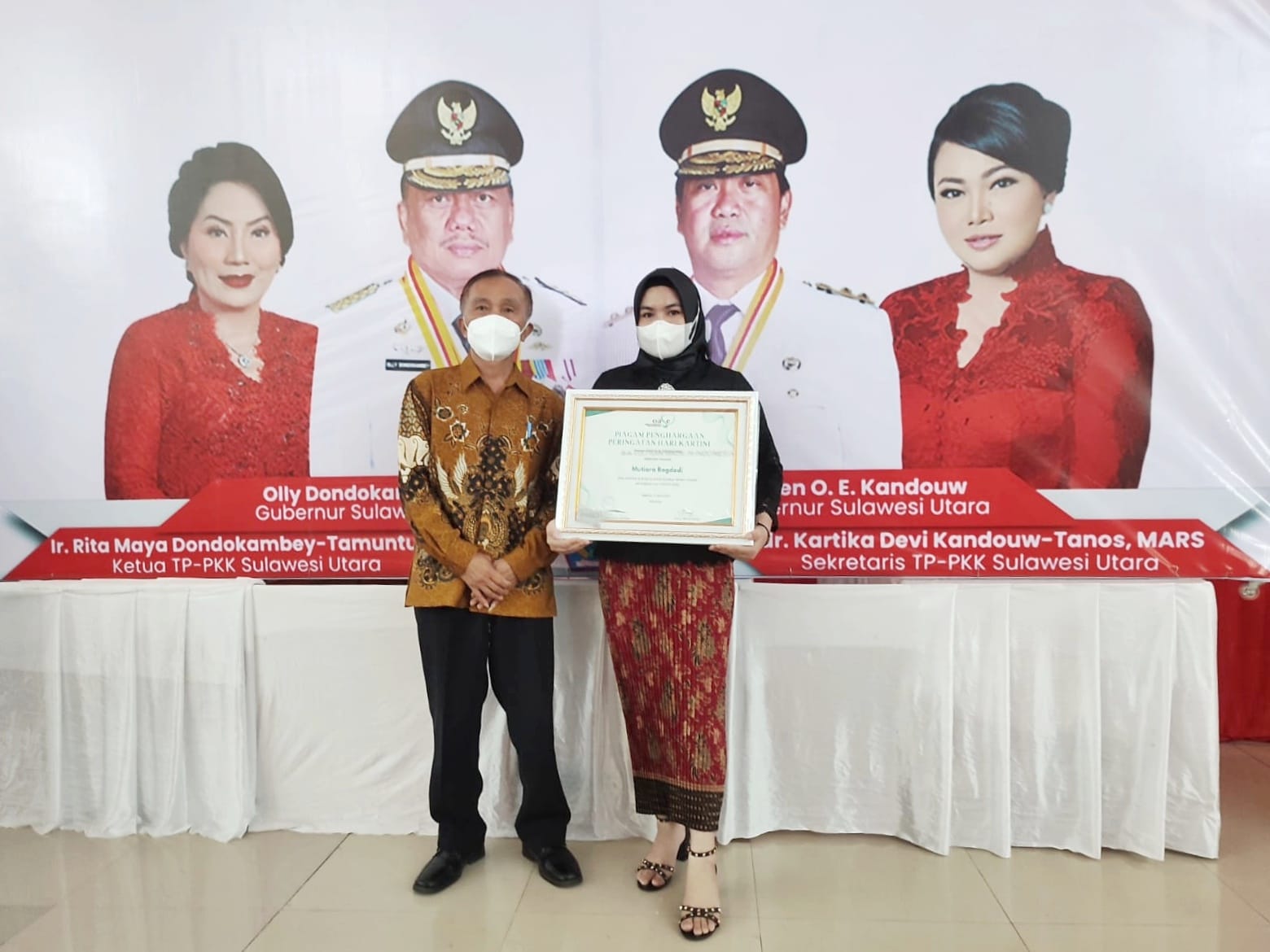 Wakili Kabupaten Boltim, Mutiara Bogdadi Raih Penghargaan Perempuan Berprestasi