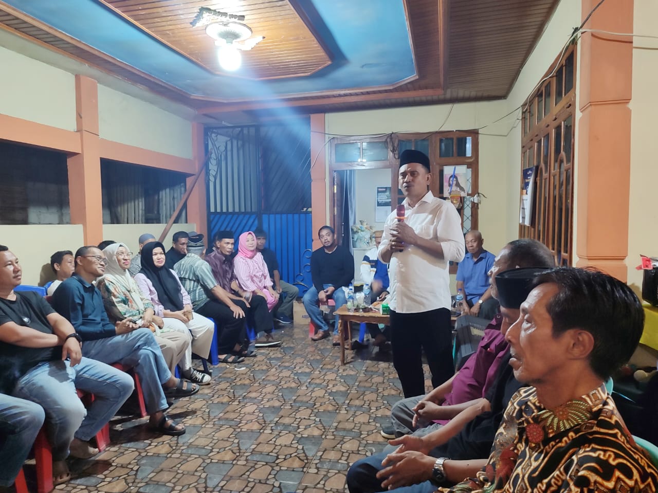 Merakyat di Kecamatan Kotabunan, Rusmin Disambut Antusias Warga 