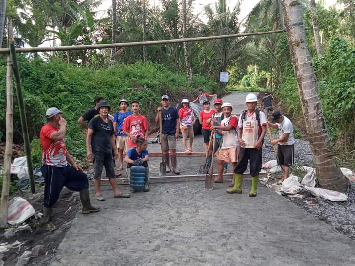 Pacu Gerak Ekonomi, Pemdes Ranotongkor Bangun Jalan Pertanian