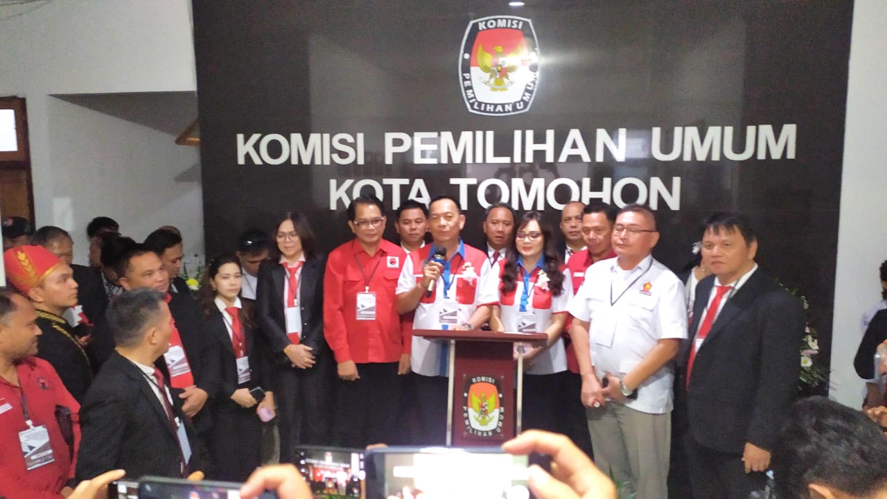 KPU Tetapkan Caroll-Sendy Jawara Pilwako Tomohon 2024