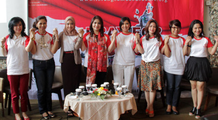 Selebriti Asal Manado Bentuk Aksi 'Pray For Sulut'