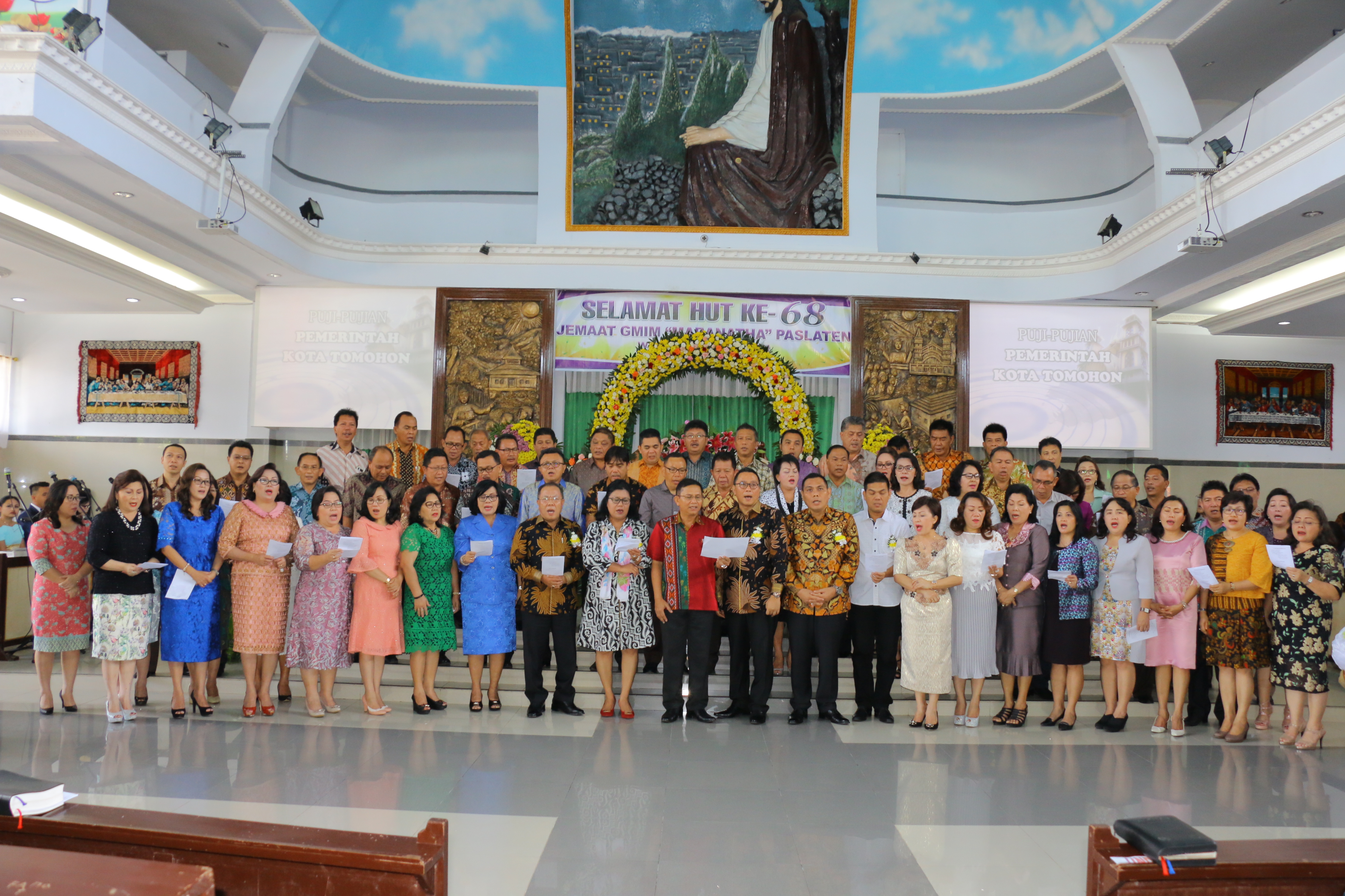 Puncak Perayaan HUT Jemaat GMIM Maranatha Paslaten Tomohon ke-68