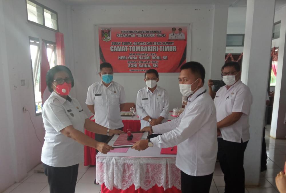 Sertijab Camat Tombariri Timur, Mangala Minta Jalankan Tupoksi Maksimal