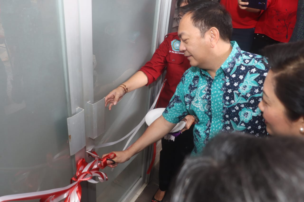 Senduk Launching Koperasi Tomohon Hebat Bersama
