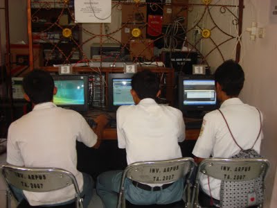 Warnet Yang Masih Menerima Siswa di Jam Sekolah, Akan di Tutup