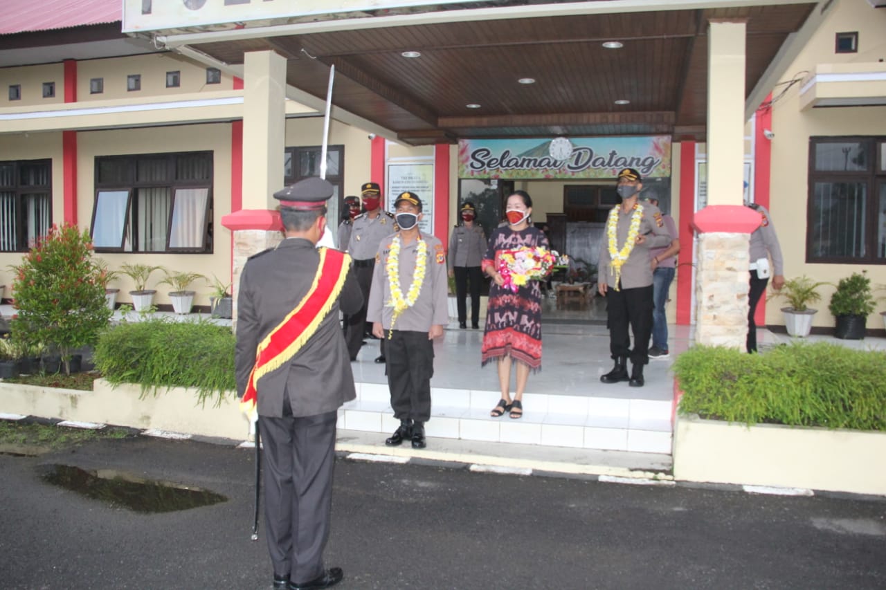 Gatot Resmi Gantikan Sirait Pimpin Polres Tomohon