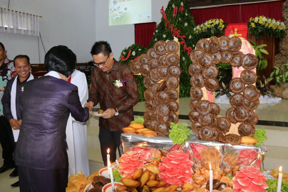 Politon: Jemaat GMIM Anugerah Paslaten Kian Dewasa Dalam Iman