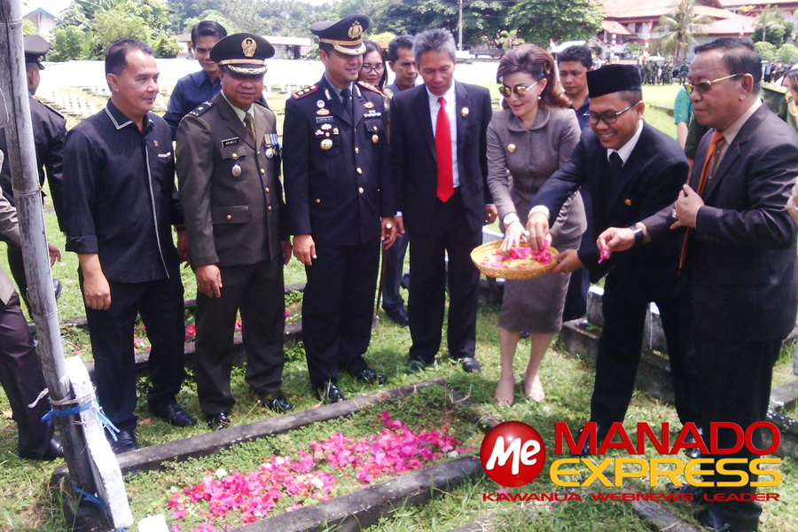 Peringati Hari Pahlawan, Pemkab Minsel Gelar Upacara dan Tabur Bunga