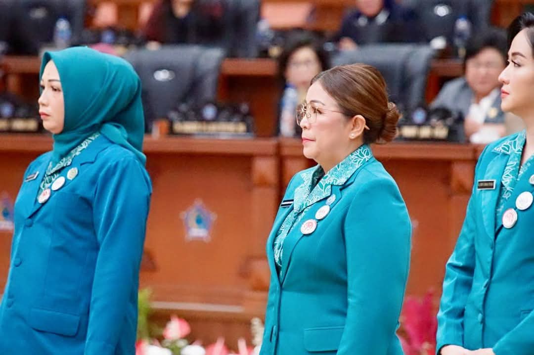 Istri Bupati Minahasa Martina Dondokambey Lengkong Resmi Dilantik sebagai Ketua TP- PKK 