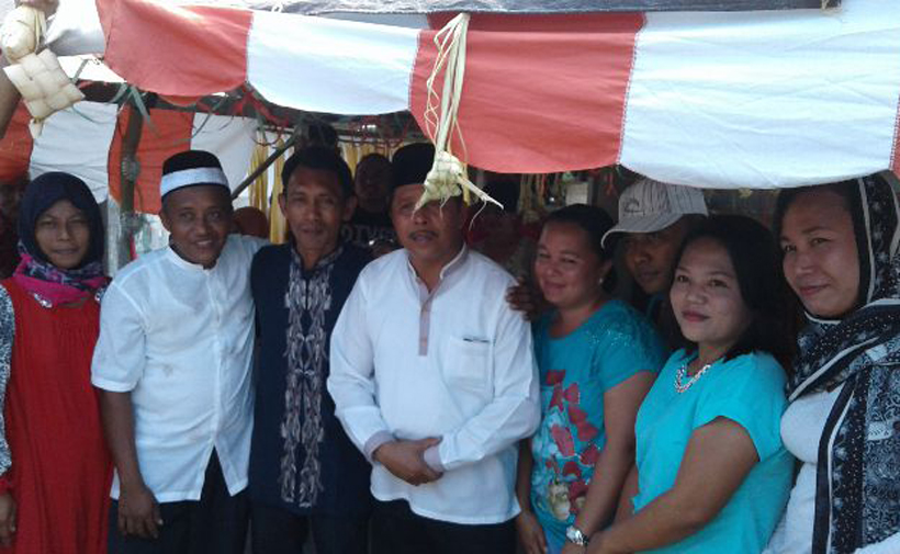Ribuan Massa Sambut Gumalagit