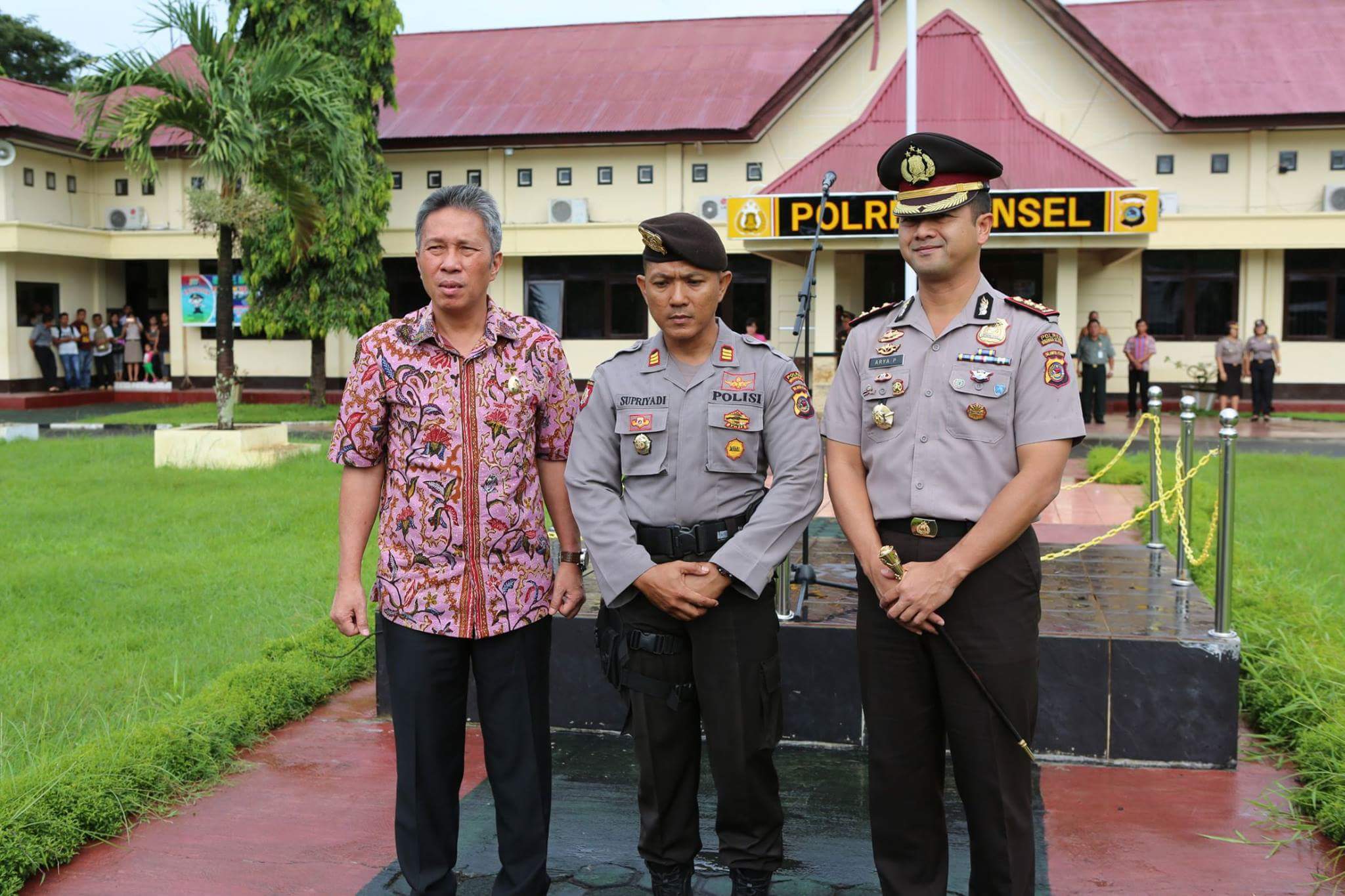 Selamatkan Nelayan, Kasat Sabhara Minsel Terima Penghargaan