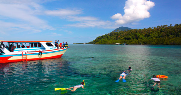 Wisatawan Keluhkan Pungutan di Bunaken