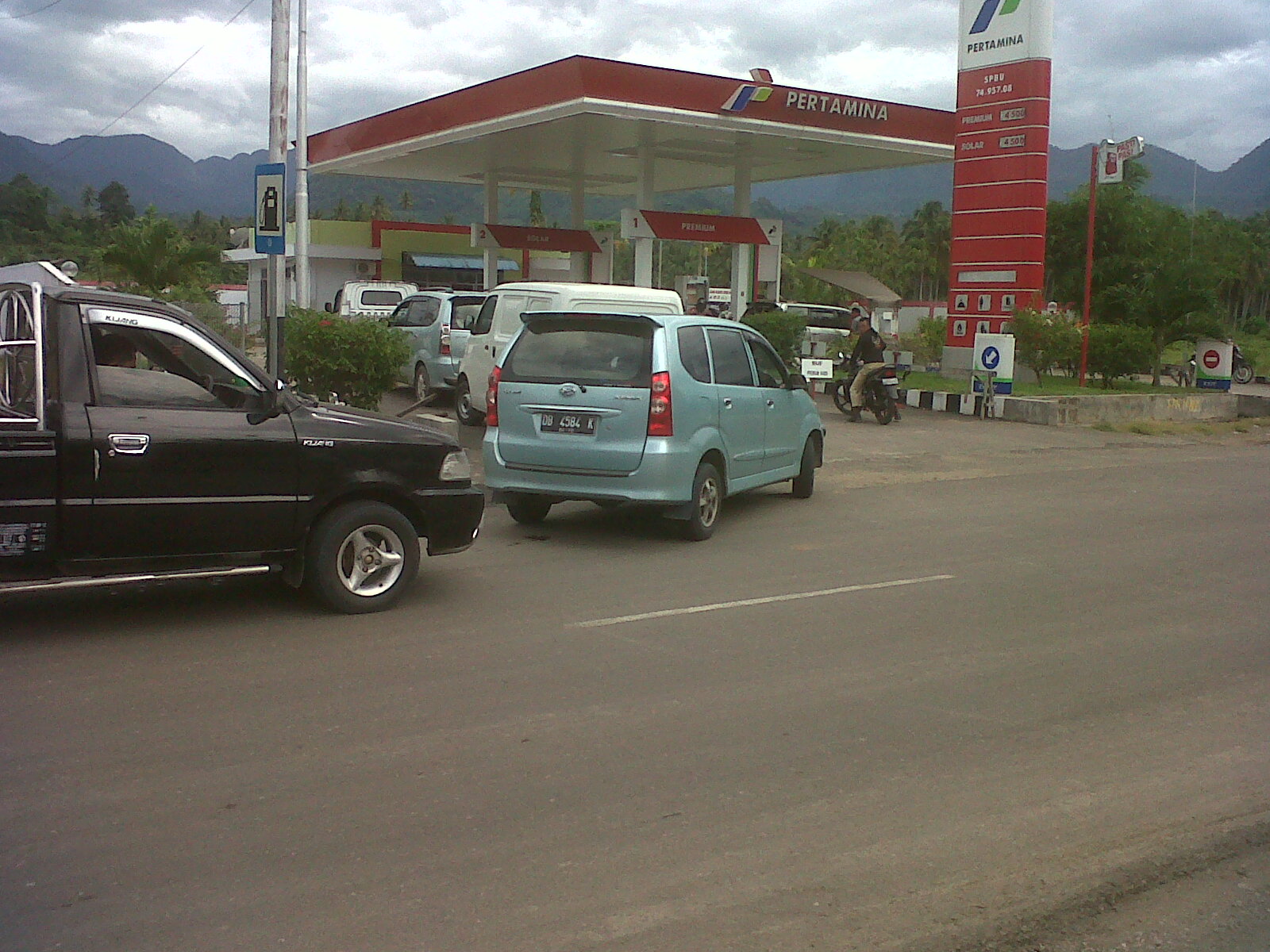 Stok BBM Bolmut Aman