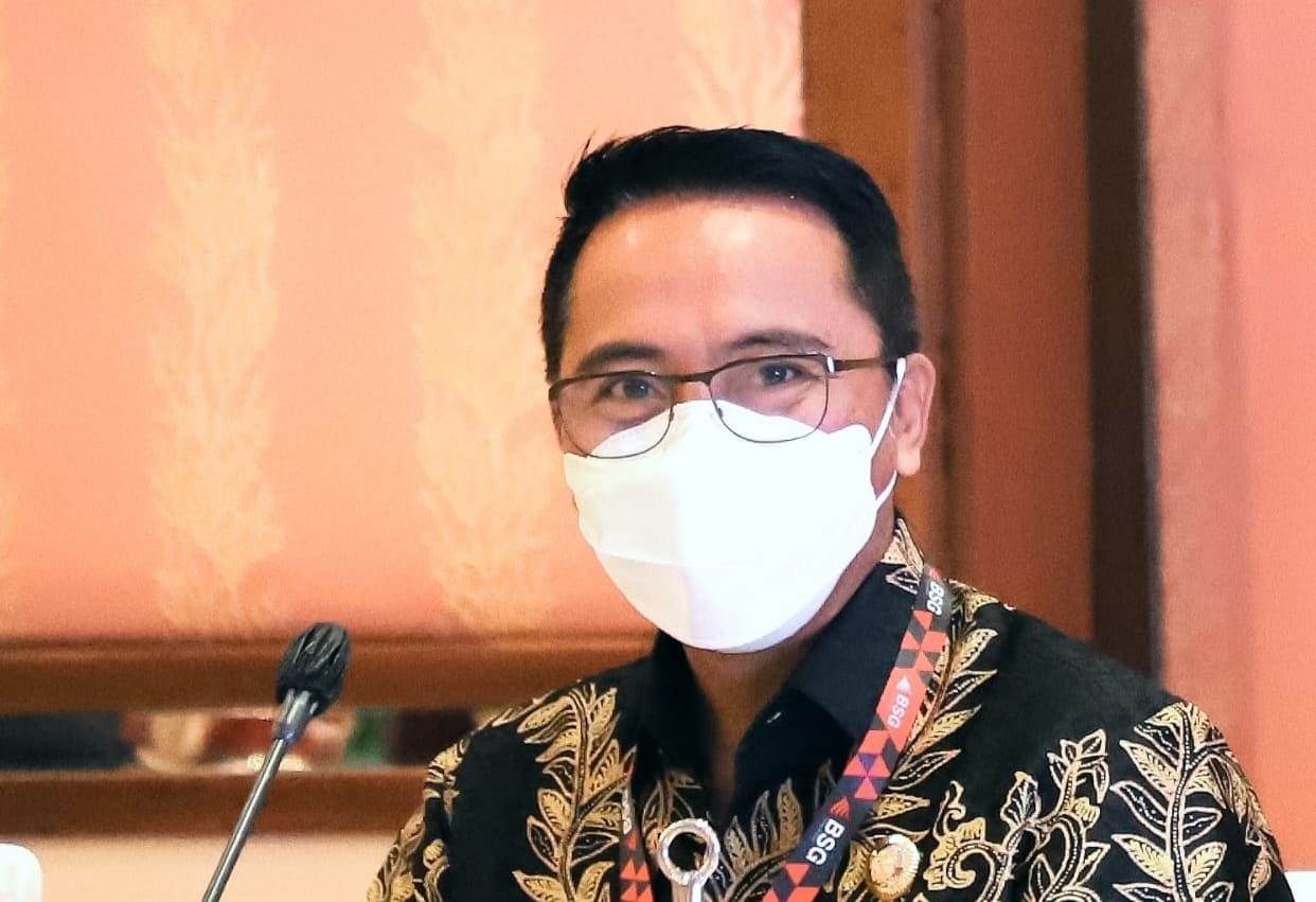 Bupati Sachrul Ikuti RUPSLB PT Bank SulutGo di Bali