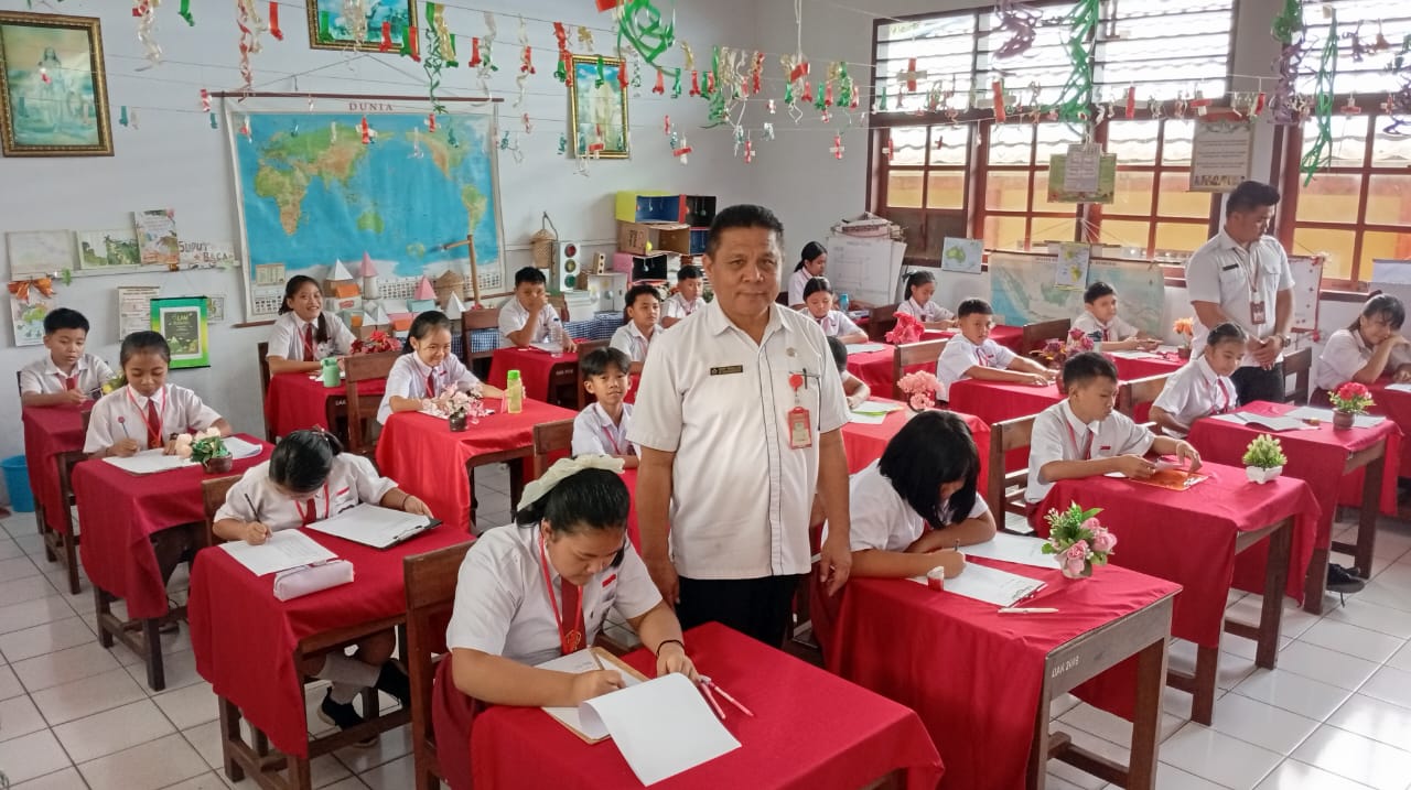 UAS SD GMIM Kinilow Lancar Tanpa Kendala