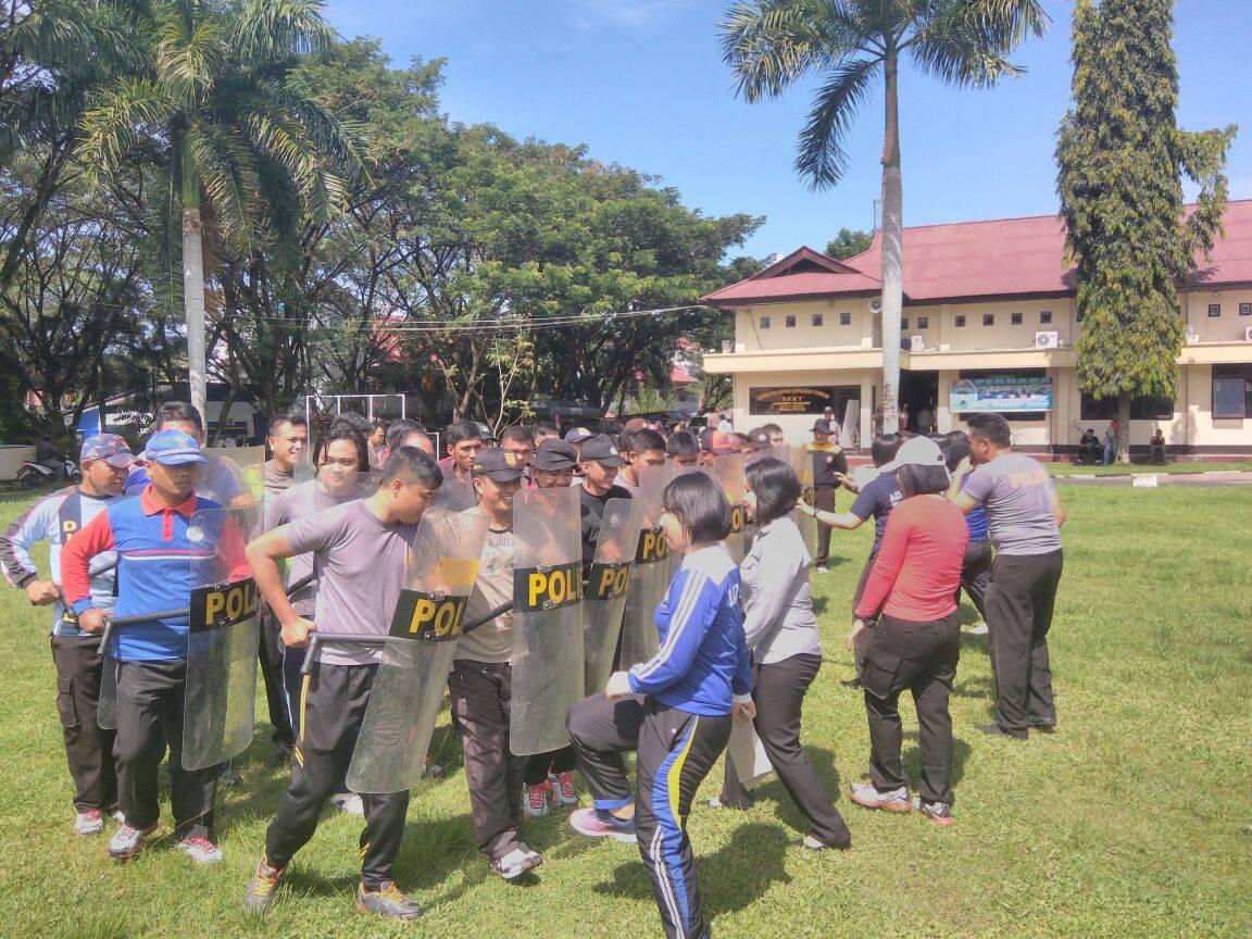 Jelang Pilkada Mitra, Polres Minsel Giatkan Latihan Dalmas Dan Simulasi Sispamkota