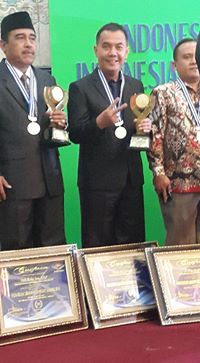 Lelengboto Raih Indonesian Leader Acievement Awards 2015