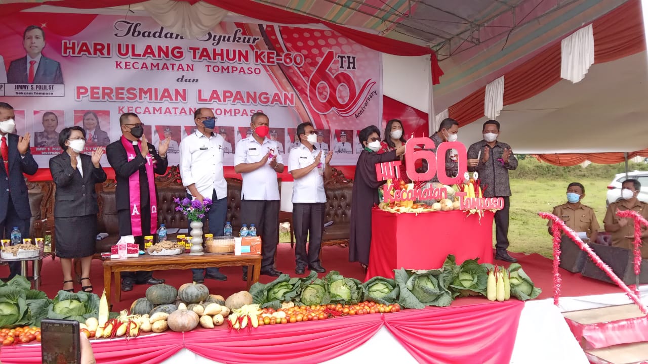Lapangan Multifungsi Tompaso Diresmikan, Paendong: Ini Buah Gotong Royong Masyarakat