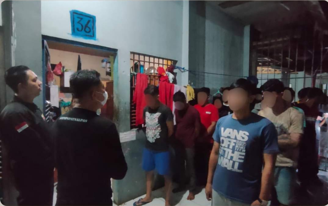 Minimalisir Gangguan Kamtib, Lapas Tondano Rutin Geledah Blok Hunian Warga Binaan